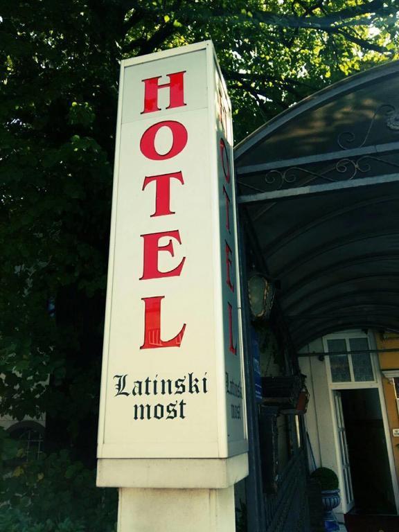 Hotel Latinski Most Сараево Экстерьер фото